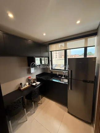 Imagem Oportunidade excelente! Sala comercial mobiliada para locação, contendo 2 banheiros (masculino e f...