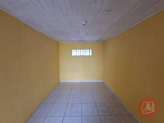 Imagem Casa com 3 dormitórios para alugar, 56 m² por R$ 1.916,00/mês - Medianeira - Porto Alegre/RS