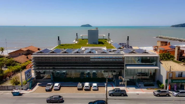 Imagem Apartamento com varanda gourmet e vista para o mar! 4 suítes em Balneário Piçarras