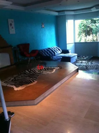 Imagem Sobrado à venda 3 Quartos, 1 Suite, 2 Vagas, 280M², Vila Alpina, São Paulo - SP
