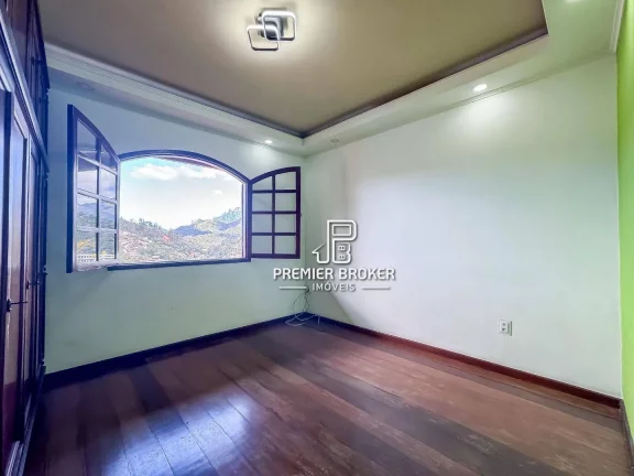 Imagem Casa à venda, 140 m² por R$ 600.000,00 - Barra do Imbuí - Teresópolis/RJ