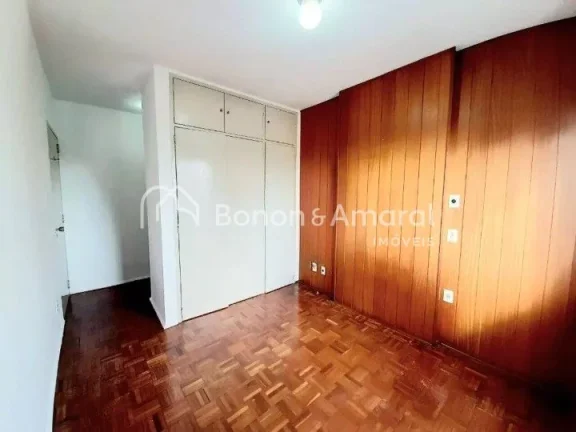 Imagem Excelente apartamento com 3 quartos + 1, sendo uma suíte, todos com armários embutidos, banheiro s...