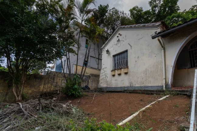 Imóvel Comercial à Venda, 150 m² em Sumaré - São Paulo