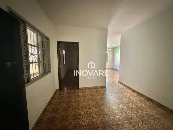 Imagem Casa com 4 dormitórios à venda, 273 m² por R$ 740.000,00 - Alto da Boa Vista - Itumbiara/GO