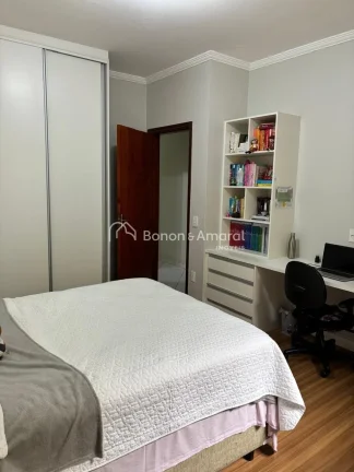 Imagem Casa em excelente localizaÃ§Ã£o, prÃ³xima ao centro da cidade e Ã  todo comÃ©rcio local, alÃ©m de fÃ...