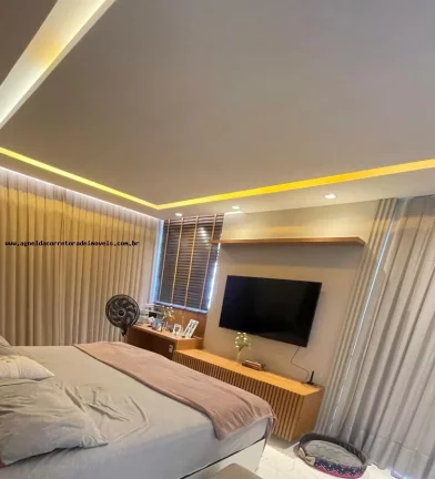 Imagem Casa em Condomínio para Venda em Natal, Candelária, 4 dormitórios, 4 suítes, 5 banheiros, 4 vagas