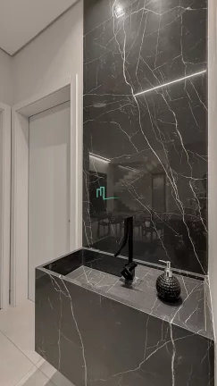Imagem LINDA RESIDÊNCIA DE ALTO PADRÃO COM UM PROJETO DIFERENCIADO DISPONIVEL Á VENDA NO CENTRO DE FRANCA/SP