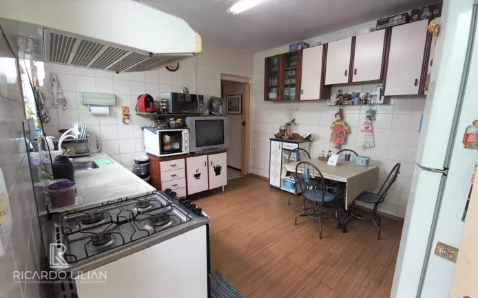 Imagem Maravilhosa casa térrea com dois dormitórios sendo uma suíte e duas vagas cobertas