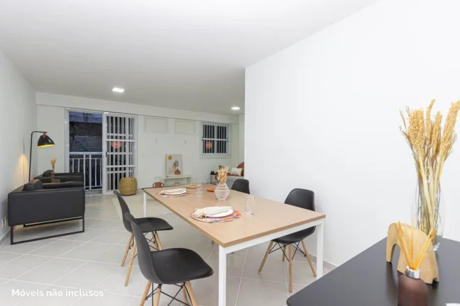 Imagem Apartamento Copacabana - 99M², 2 Dorms, 1 Suíte, 2 Vagas Demarcadas, Varanda, Piscina, Quadra, Salão de Festas e Jogos, Piscina, Academia, Playground.