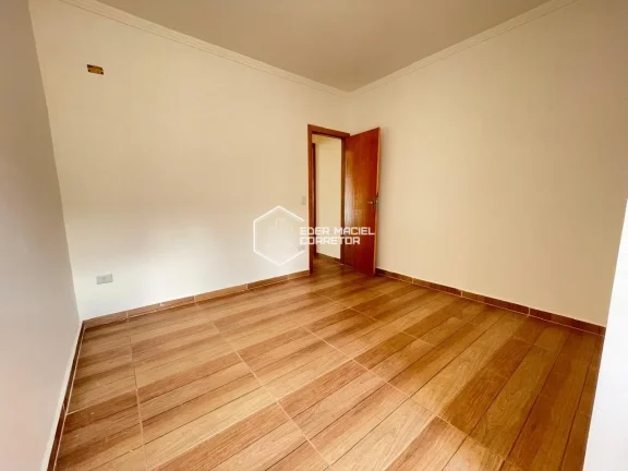Imagem Apresentamos este lindo sobrado, perfeito para quem busca viver com qualidade de vida ou investir em...