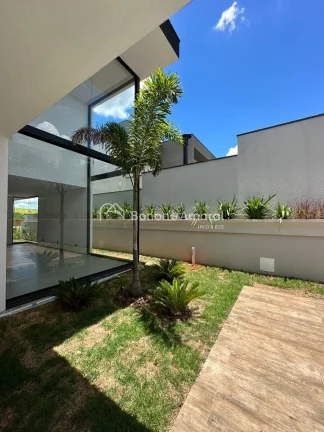 Imagem Linda e espaçosa casa com 413 m² de área construída. Imóvel recém construído, pronto para mor...