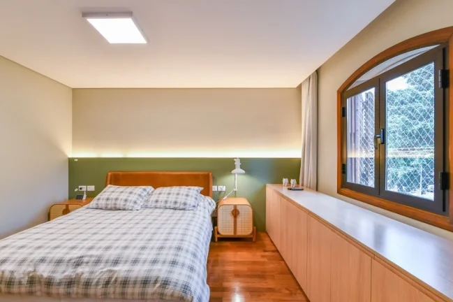 Imagem Cobertura Alto de Pinheiros - 260M², 3 Dorms, 1 Suíte, 2 Vagas Determinadas, Closet, Lareira, Piscina.