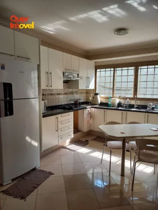Imagem Imperdível oportunidade: Casa à venda em Ribeirão Preto-SP, City Ribeirão, 4 quartos, 4 suítes, 2 salas, 5 banheiros, 4 vagas, 350m².