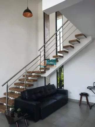 Imagem MARAVILHOSA CASA ASSOBRADA COM 4 DORMITÓRIOS EM CONDOMÍNIO FECHADO!