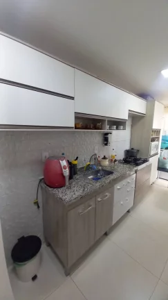 Imagem Vendo este lindo apto no bairro Conego, Nova Friburgo.