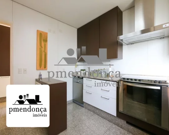 Imagem Apartamento em edifício neoclássico no Ibirapuera com 4 suítes e 5 vagas, 310m²