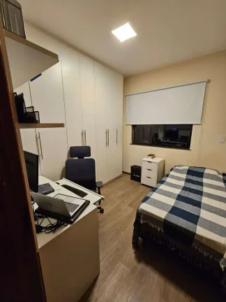 Imagem Casa à venda em Campolide, com 2 quartos