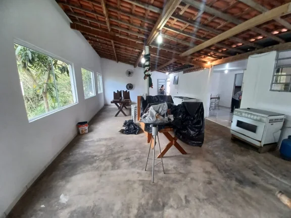 Imagem Linda e aconchegante chácara no Bairro Jurupará em Piedade!