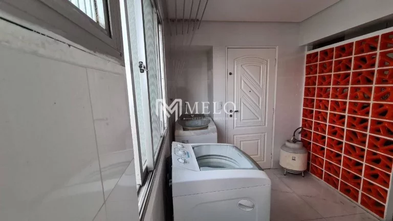 Imagem Oportunidade em GRAÇAS: 210m², 03qts, 01suite, 02vagas..