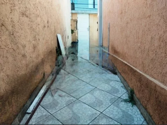 Imagem VENDO LINDO SOBRADO 03 DORMITÓRIOS NO BAIRRO VILA INGLESA!