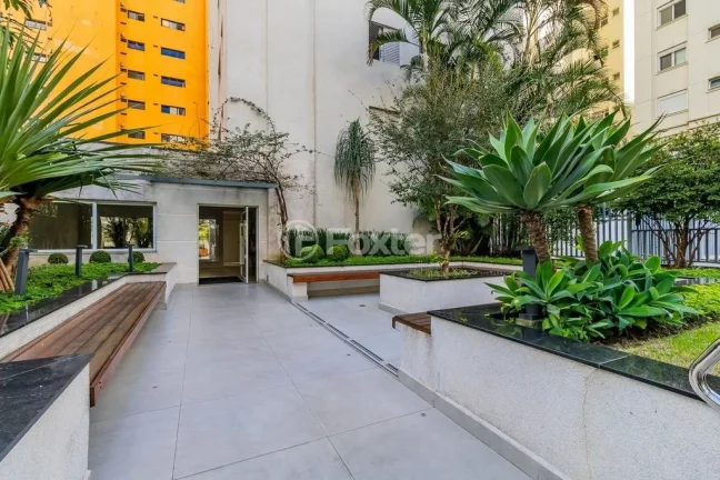 Imagem Apartamento 108M², 2Q, 1 Sala Estendida, 1 Banheiro, Dependência Completa de Serviço, Piscina, Salão de Festas, Portaria 24h.