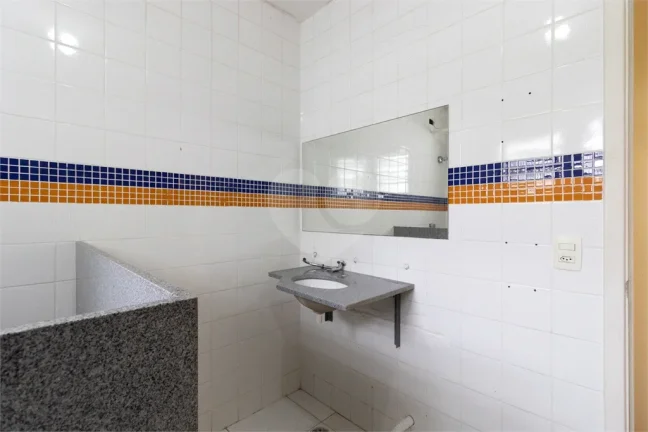 Imagem Sobrado à venda com 3 quartos, sendo 1 suíte, em Real Parque, São Paulo - SP