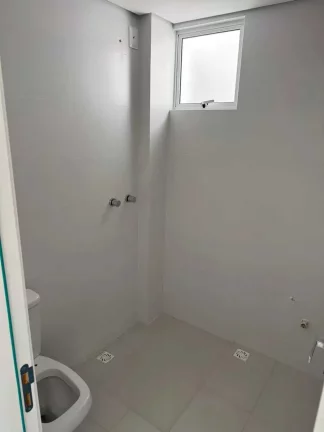 Imagem Apartamento com 2 dormitórios sendo 1 suíte e 1 vaga de garagem em Balneário Camboriú