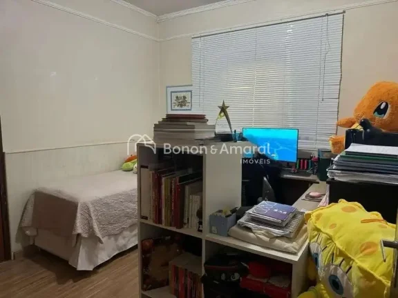 Imagem Casa de esquina Ã  venda no Jardim Eulina, com 200 metros de Ã¡rea Ãºtil, com 4 quartos, sendo 2 suÃ...