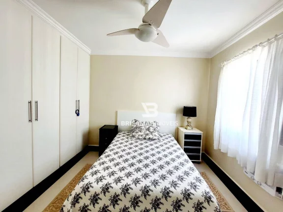 Imagem PITANGUEIRAS- MARAVILHOSO APARTAMENTO TOTALMENTE REFORMADO , ÁREA DE LAZER E 02 VAGAS DE GARAGEM NO PRÉDIO.