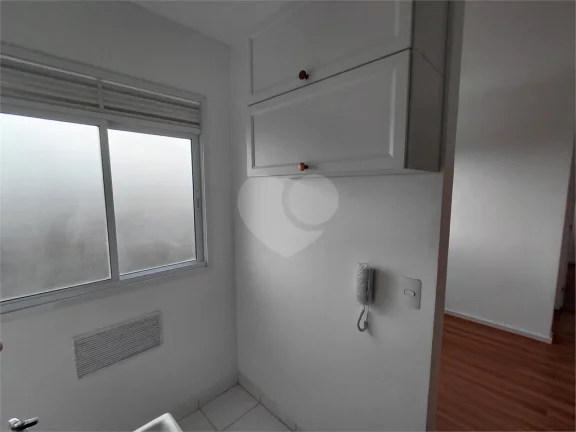 Imagem Apartamento à venda com 2 quartos no condomínio Plug Morumbi, São Paulo - SP