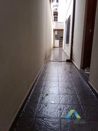 Imagem SOBRADO À VENDA COM 3 DORMITÓRIOS E 2 BANHEIROS NO JARDIM SANTA EMÍLIA!