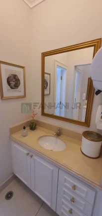 Imagem Imóvel Comercial de Alto Padrão no Jardim América, São Paulo-SP: 8 Salas, 10 Banheiros, 14 Vagas - 1.412m²
