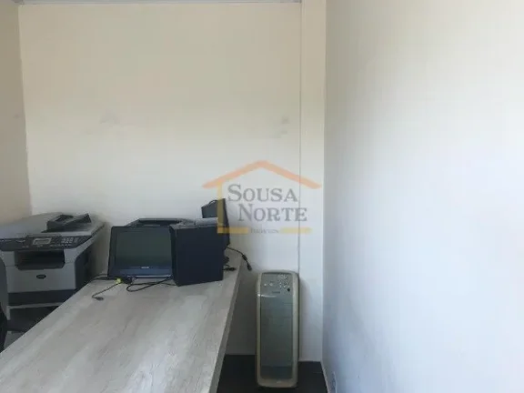 Imagem Sala comercial na cobertura, dispõe de 4 salas, sendo 1 de reunião, sacada, banheiro e cozinha. 11...
