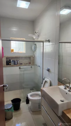 Imagem Casa à venda no Jardim Panorâmico em Patos de Minas – 3 quartos, área gourmet e garagem – R$600 mil