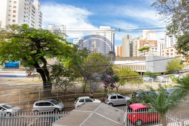 Imagem Apartamento à venda em Perdizes, São Paulo-SP: 4 quartos, 2 suítes, 2 salas, 5 banheiros, 2 vagas e 216m² de área.