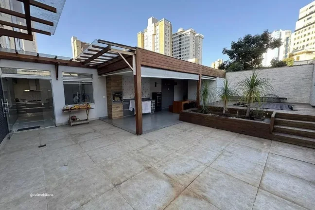 Imagem Este espaçoso apartamento de 179 metros quadrados é ideal para quem busca conforto e praticidades....