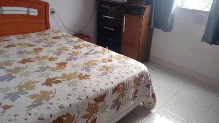 Imagem São 2 Casas com 4 Cômodos, 250m², 1 banheiro e outra com 2, são 2 Vagas no Jardim Paranavaí, Mauá-SP