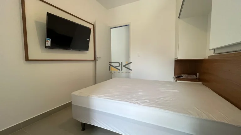 Imagem APARTAMENTO À VENDA NA PRAIA GRANDE COM 1 DORMITÓRIO,SALA DE ESTAR E JANTAR
