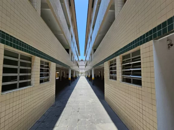 Imagem Apartamento com 2 dorms, Canto do Forte, Praia Grande - R$ 270 mil, Cod: 2913