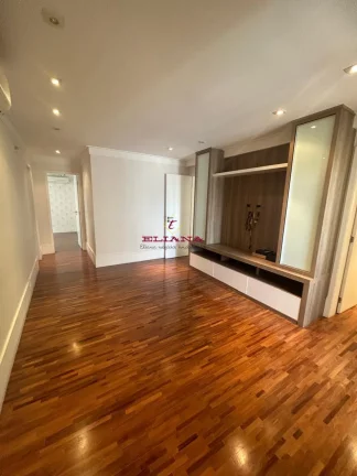 Imagem Apartamento de luxo com 4 quartos, 366m², para locação em São Paulo, Alto da Lapa