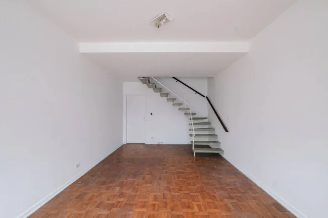 Imagem Casa Vila Leopoldina - 114M² - 2 Dorms, 2 Vagas, Face Oeste.