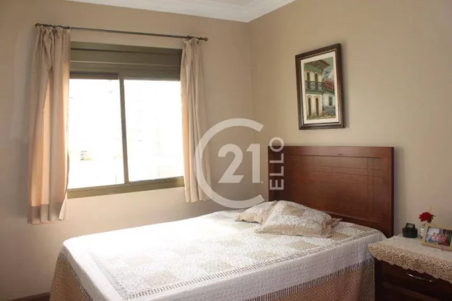 Imagem Na melhor rua de Moema, 159m², 4 suítes