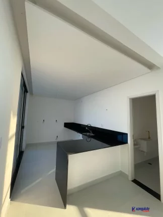 Imagem VENDO CASA 3/4 SENDO 3 SUITES EM CONDOMÍNIO - NOVA ESPERANÇA
