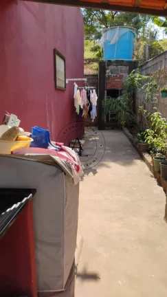 Imagem Chácara à venda, com 2 quartos, 150m2