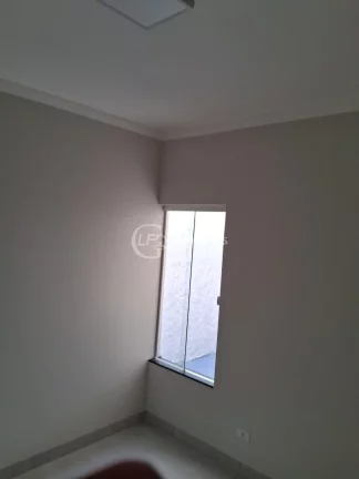 Imagem Casa à venda em Campo Grande-MS, no Jardim do Zé Pereira: 2 quartos, 1 sala, 1 banheiro, 2 vagas, 50m²! Confira já!