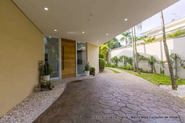 Imagem Cond. Jardim Mediterrâneo - Maravilhosa e impecável - 5 suítes + chalé hósp