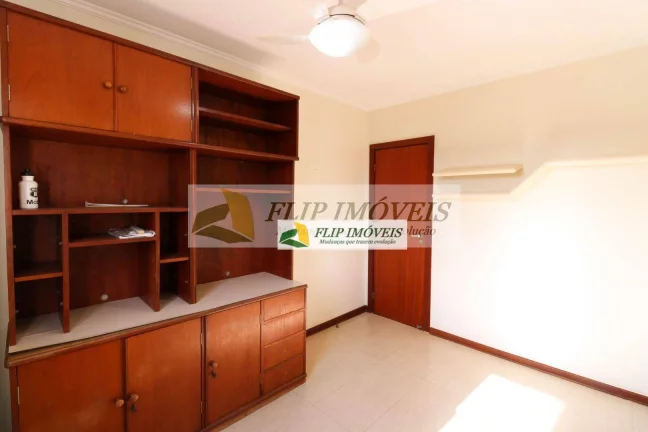 Imagem More em um apartamento com 107 m² com 3 quartos 2 garagens paralelas no miolo Cambuí - Campinas - SP