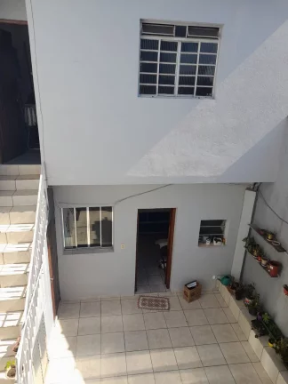 Imagem CASA TÉRREA A VENDA COM EDÍCULA NO PARQUE CAPAVA SANTO ANDRE
