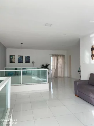 Imagem Casa no Condomínio Terras Alphaville 2 - Sobrado com Piscina e Área Gourmet - Confira!