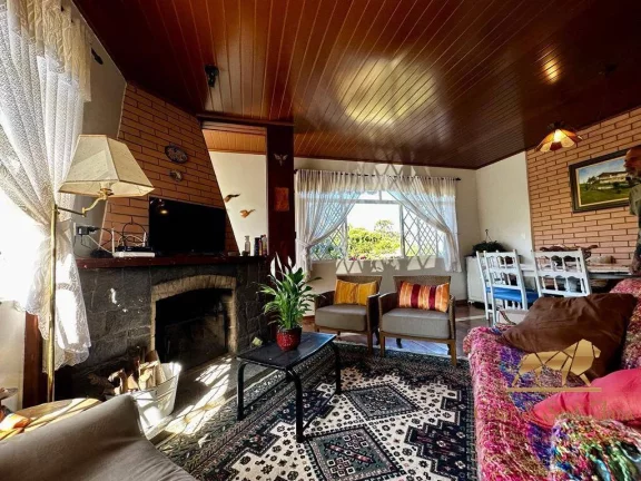 Imagem Casa a venda ou locação residencial em Campos do Jordão-SP